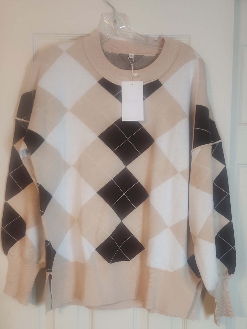 New TREND WOMEN's Beige and Brown Argyle Crewneck Sweater
